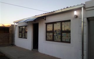 2 Bedroom House in Saulsville