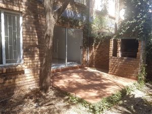 2 Bed Townhouse in Hennopspark