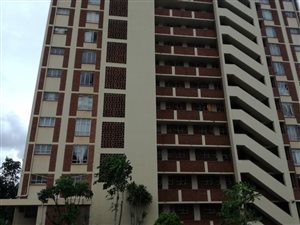 2.5 Bed Apartment in Carrington Heights