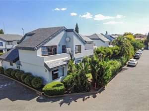 2 Bed Townhouse in Lakefield
