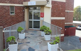 1.5 Bedroom Apartment in Morningside