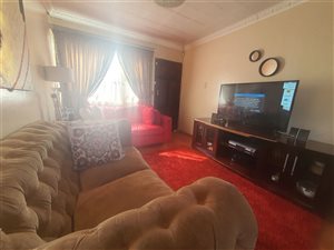2 Bed House in Amalinda North
