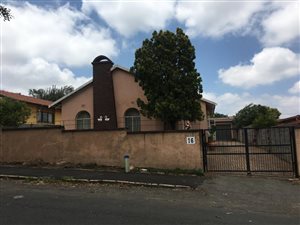 3 Bed House in Sophiatown