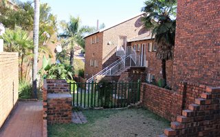 2 Bedroom Townhouse in Moreleta Park