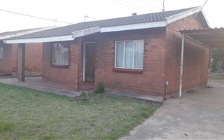 2 Bedroom House in Madadeni