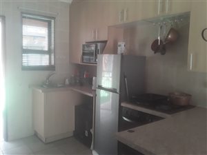 2 Bed Apartment in Spitskop