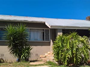 4 Bedroom House in Fairbridge Heights