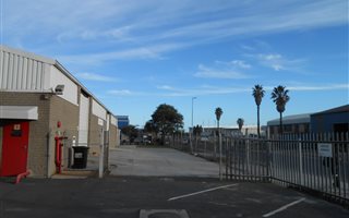1000 m² Industrial space in Blue Downs