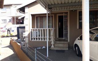 3 Bedroom House in Woodhurst