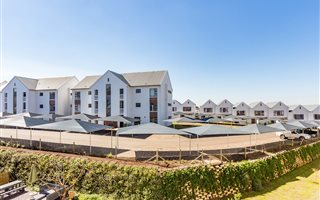 2 Bedroom Apartment in Gillitts
