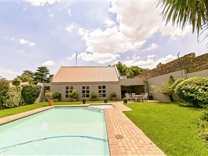 2 Bed Apartment in Elton Hill