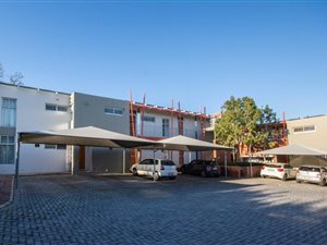 2 Bed Apartment in Pearl Rise
