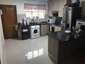 3 Bed Simplex in Greenstone Hill