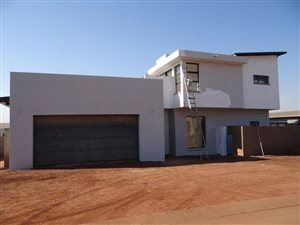 3 Bed House in Midstream Meadows