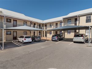 2 Bed Apartment in Klein Welgevonden