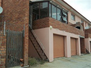 2 Bed Duplex in Newton Park