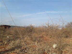 2975 m² Land available in Akasia