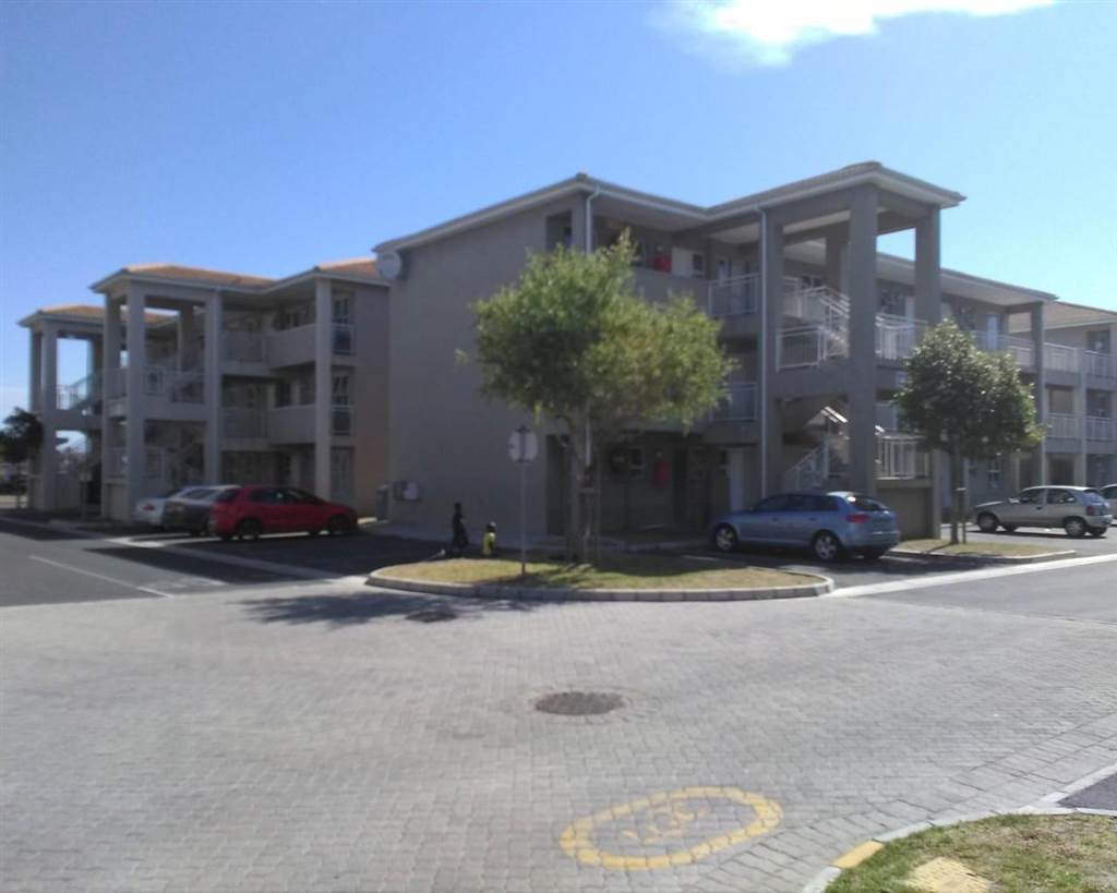 2 Bed Apartment in Athlone | R 6700 | For rent |Western Cape | Private