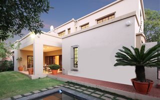 4 Bedroom House in Melrose Estate