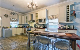 4 Bedroom House in Beverley