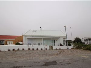 3 Bed House in Elands Bay