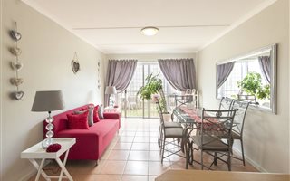 2 Bedroom Apartment in Onverwacht