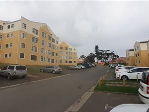 2 Bed Flat in Amalinda