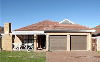 3 Bedroom Townhouse in Sonstraal Heights