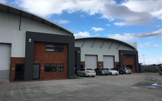 2690 m² Industrial space in Airport Industria
