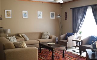 3 Bedroom Townhouse in Langenhoven Park