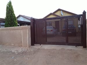 2 Bed House in Soshanguve