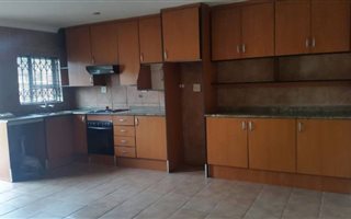 1 Bedroom House in Lenasia South