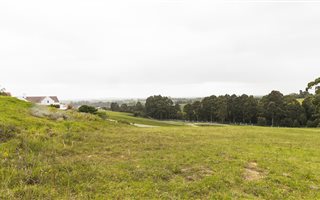 910 m² Land available in Mont Fleur Mountain Estate