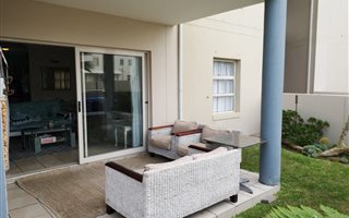 2 Bedroom House in Diaz Beach