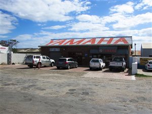 740 m² Commercial space in East Bank