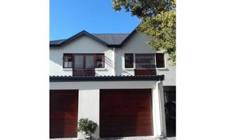 3 Bedroom Townhouse in Claremont