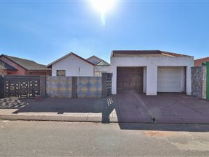 3 Bed House in Dobsonville