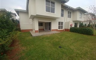 3 Bedroom Duplex in Mt Edgecombe