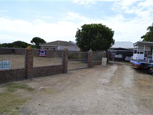 740 m² Land available in Colchester