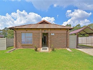 3 Bedroom House in Clayville
