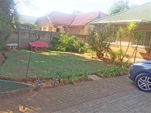 2 Bed House in Vanderbijlpark CE1
