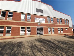 1800 m² Industrial space in Ormonde
