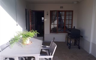2 Bedroom Flat in Edgemead