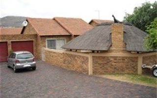 3 Bedroom Simplex in Honeydew