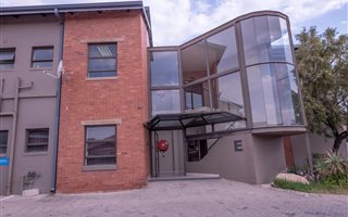 114 m² Office Space in Randpark Ridge