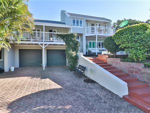 3 Bed House in Bonza Bay
