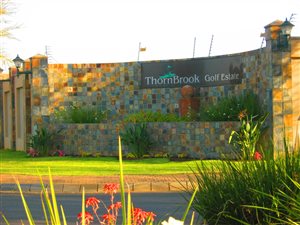 560 m² Land available in Theresa Park