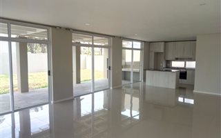 3 Bedroom House in Somerset Lakes