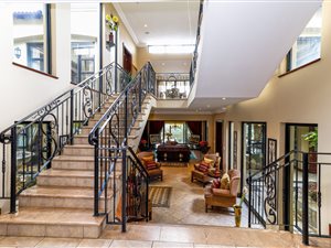 5 Bed Cluster in Bryanston