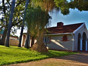 6 Bed House in Arcadia